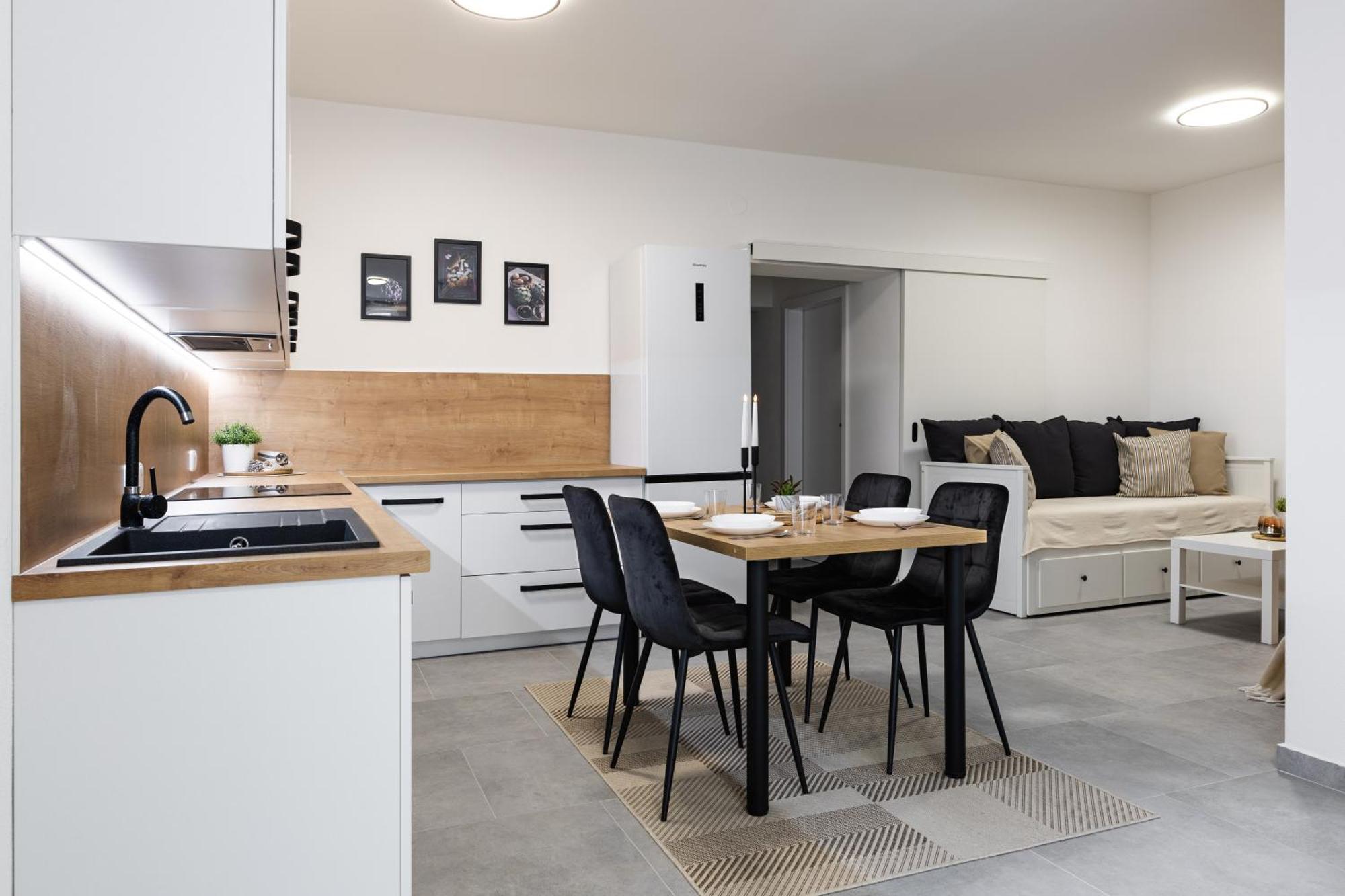 Sokolska Apartment *